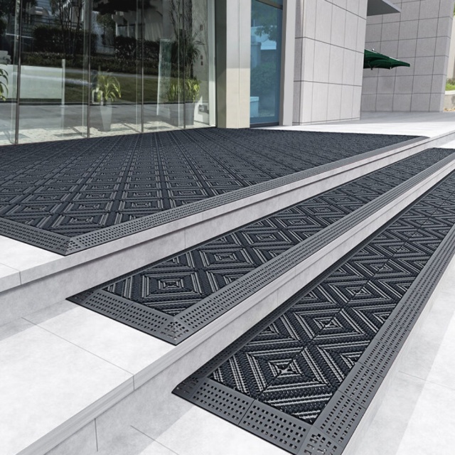 Interlocking Door Mat 