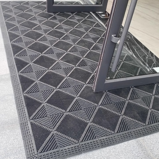 Interlocking Door Mat 